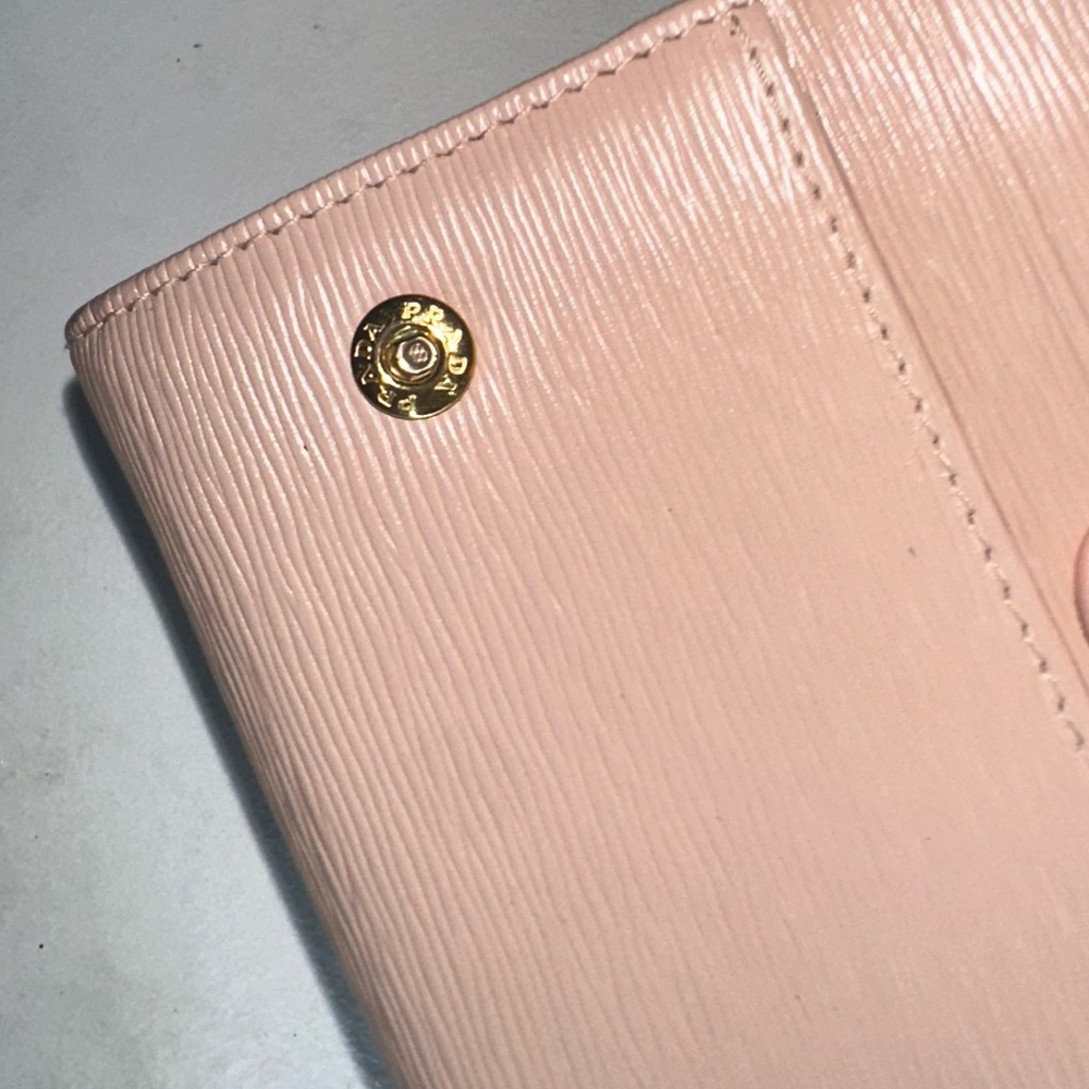 Authentic Prada wallet - Picture 5 of 12